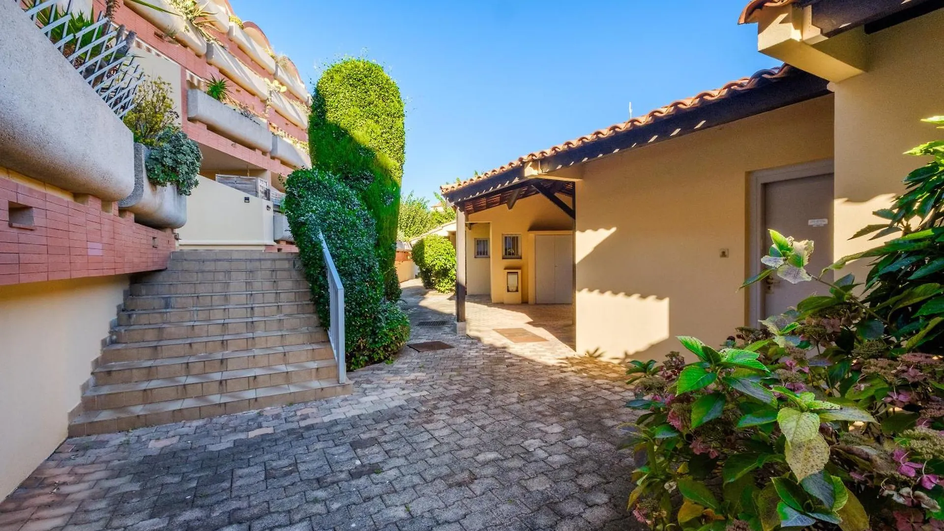 Studio - Mer Soleil Confort Antibes Apartment