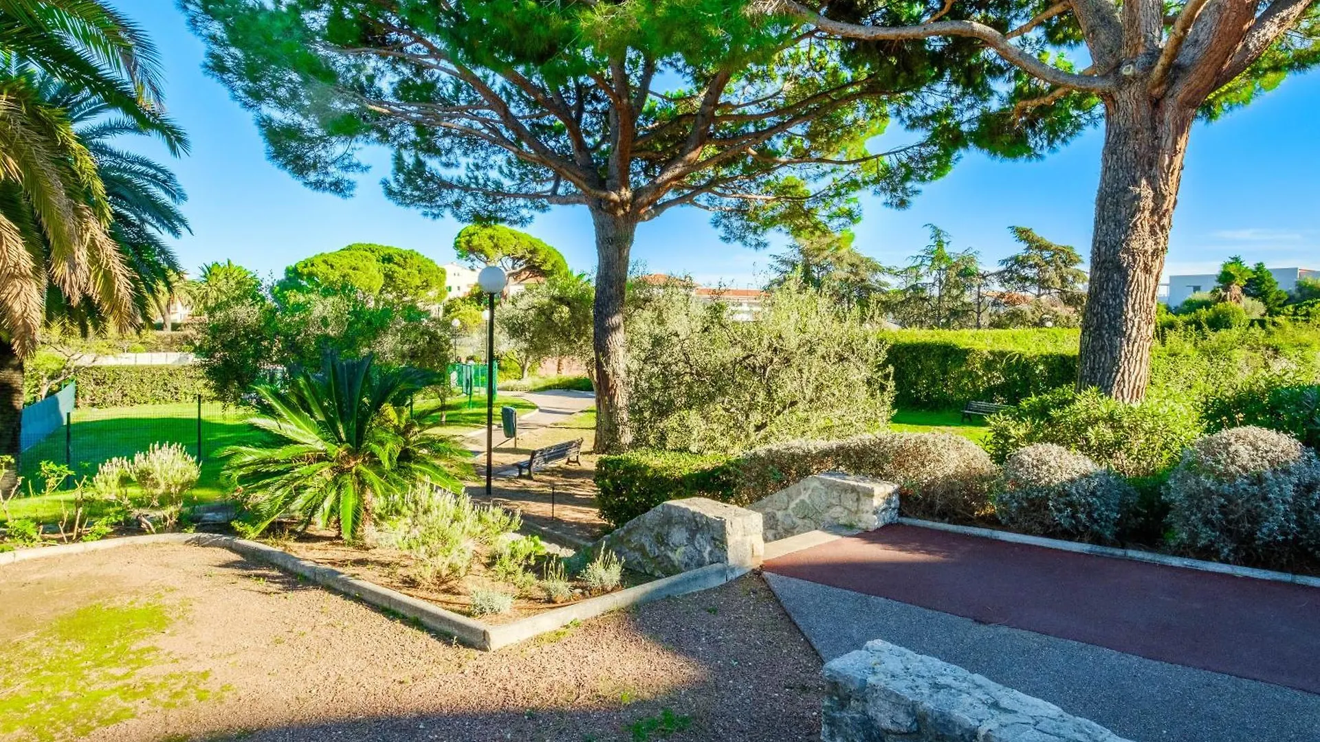 Studio - Mer Soleil Confort Antibes 0*,  France